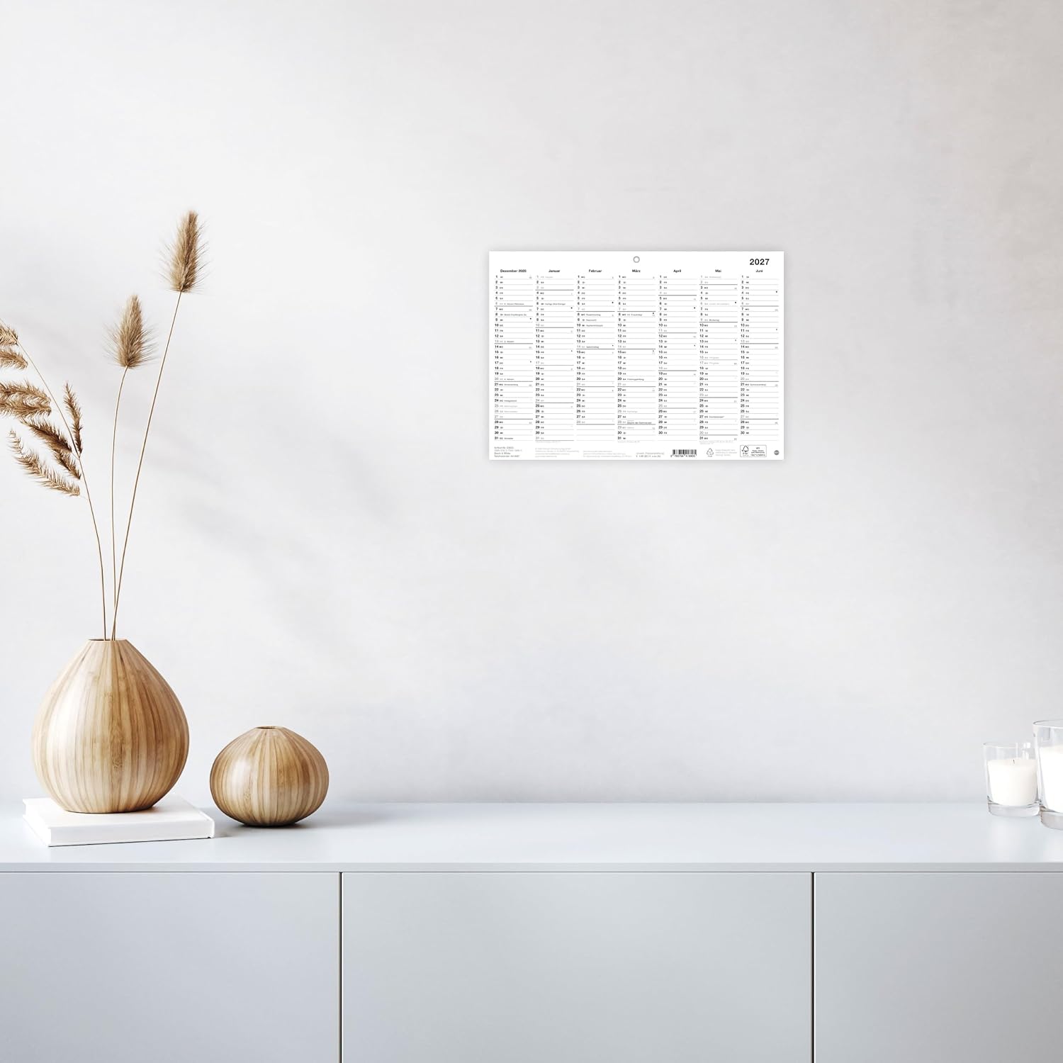 Black&White Tafelkalender A4 2027: Beidseitig bedruckter Jahresplaner im minimalistischen Schwarzweiß-Design. Praktischer Überblick über alle Termine im Format 29,7 x 21 cm